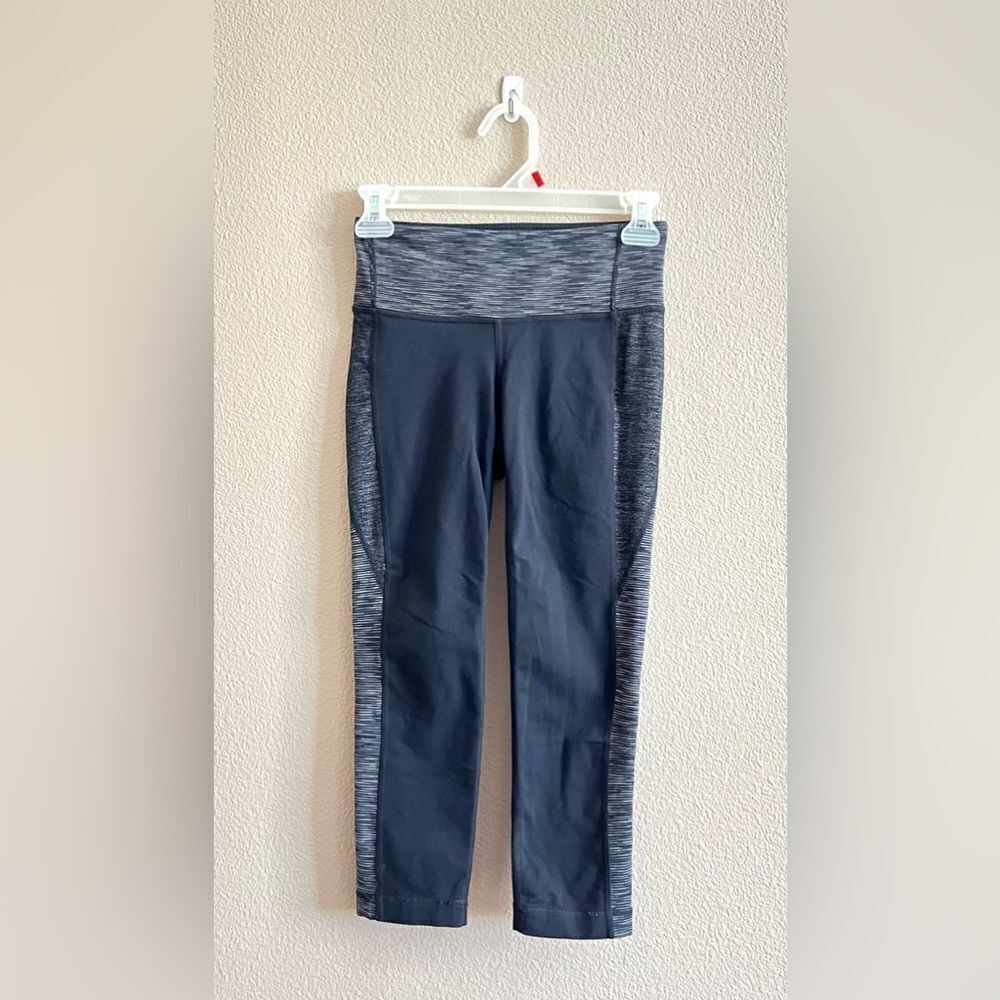 Athleta Crop Leggings